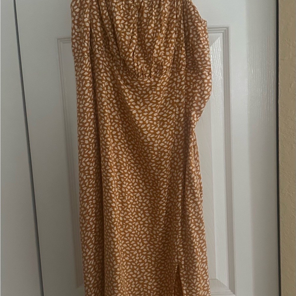 Abercrombie & Fitch Tan Patterned Maxi Skirt